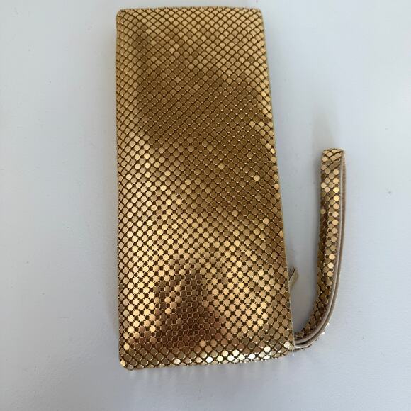 La Regale Gold Metal Mesh Clutch Wristlet Vintage Evening Glam Disco Bag